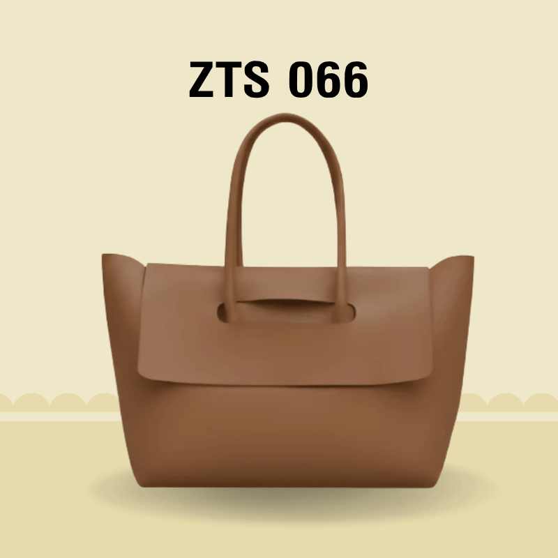 Shoulder bag in brown
