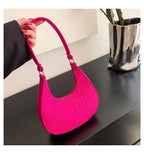 Mooc shape handbag in tea pink