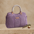 Quilted shoulder bag detail