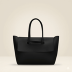 Shoulder bag in black