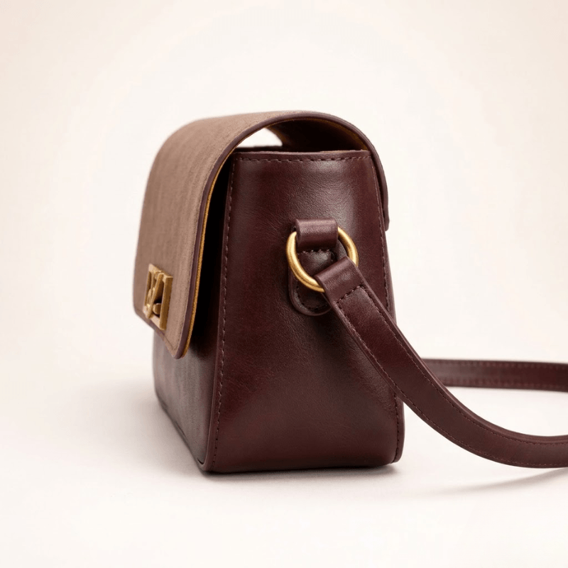 Crossbody bag chain strap